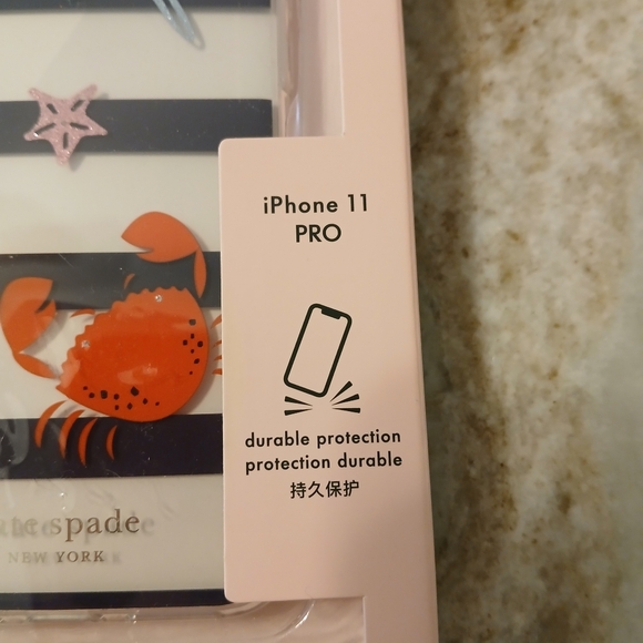 Kate Spade IPhone 11 Pro case - Picture 2 of 4